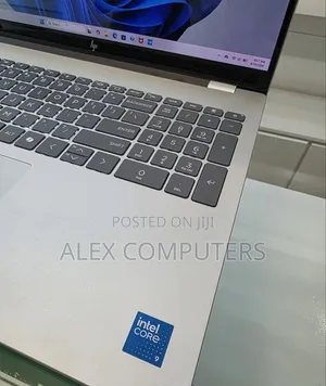 New Laptop HP OmniBook 5 16" 16GB Intel Core i9 SSD 1T