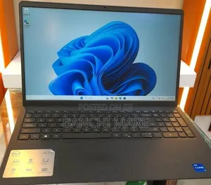 New Laptop Dell Precision 3530 8GB Intel Core i5 SSD 512GB