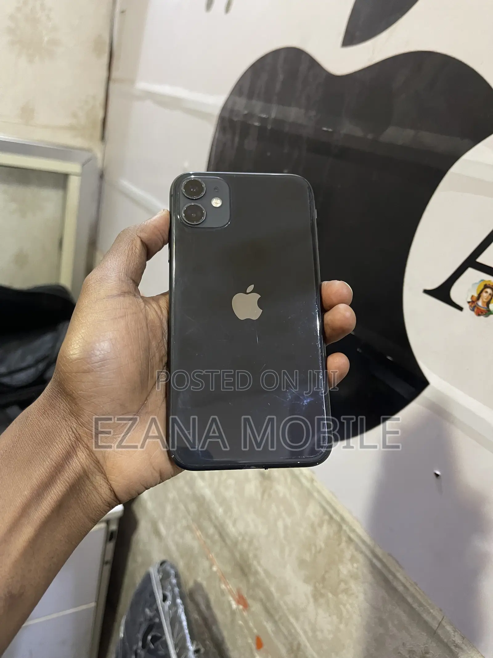 Apple iPhone 11 64 GB Black