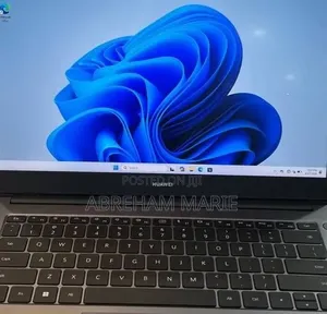 New Laptop Huawei MateBook 13 WRT-W19E 16GB Intel Core i5 SSD 512GB
