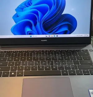 New Laptop Huawei MateBook 13 WRT-W19E 16GB Intel Core i5 SSD 512GB
