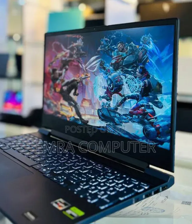 New Laptop HP 16GB AMD Ryzen 5 SSD 512GB