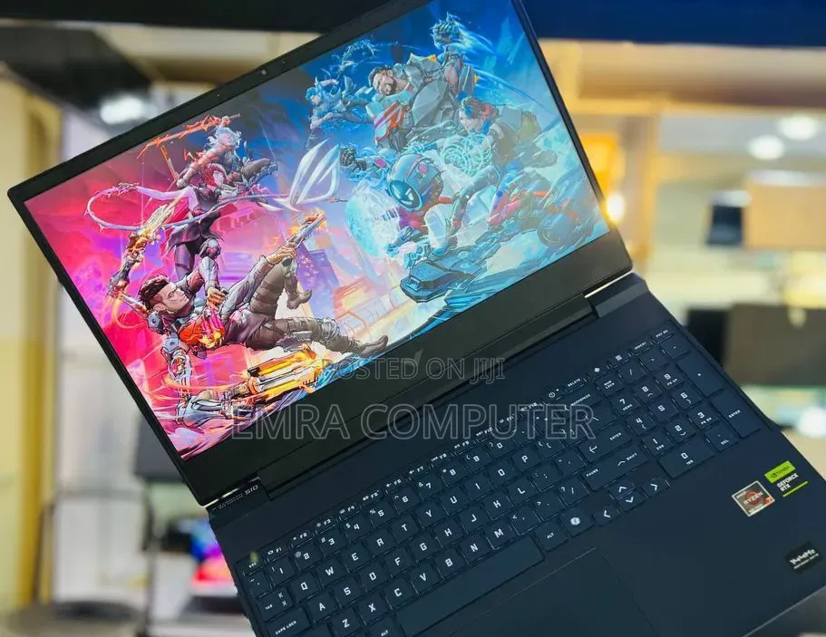 New Laptop HP 16GB AMD Ryzen 5 SSD 512GB