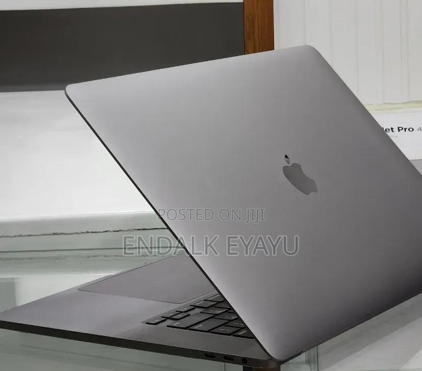 New Laptop Apple MacBook Pro 2019 64GB Intel Core i9 SSD 512GB