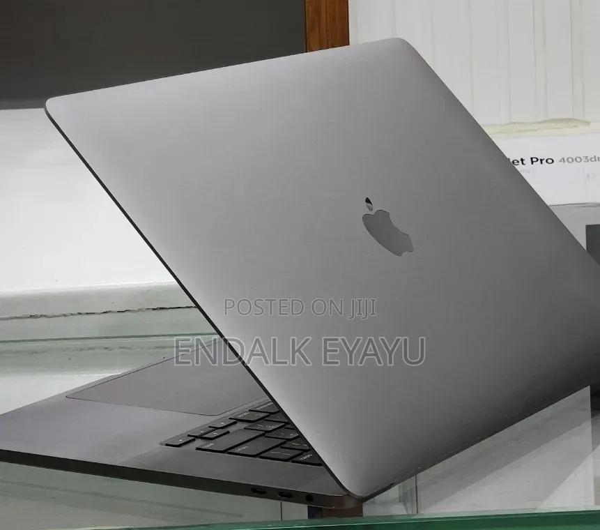 New Laptop Apple MacBook Pro 2019 64GB Intel Core i9 SSD 512GB