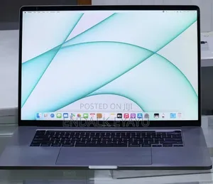 New Laptop Apple MacBook Pro 2019 64GB Intel Core i9 SSD 512GB