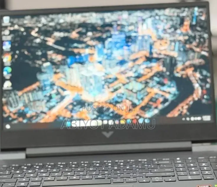 New Laptop HP Victus 15 16GB AMD Ryzen 5 SSD 512GB