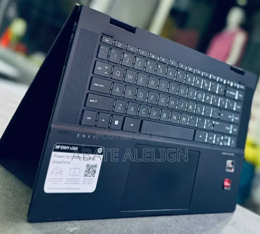 New Laptop HP Envy x360 24GB AMD Ryzen 5 SSD 256GB