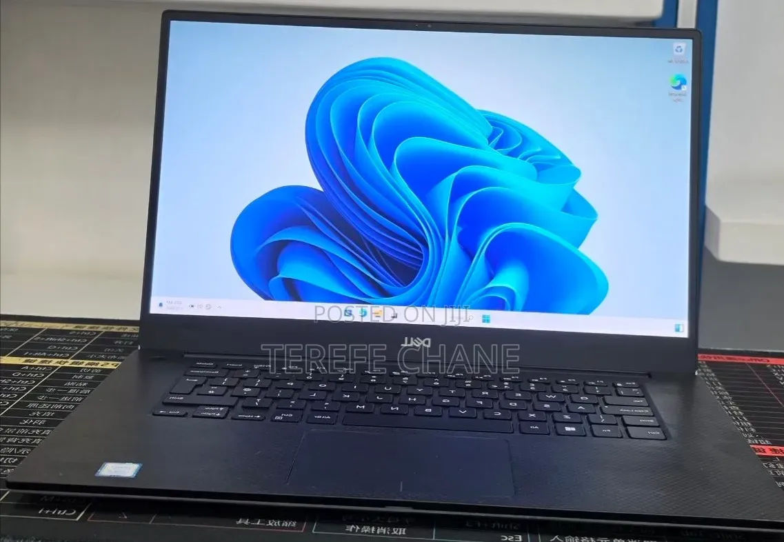 New Laptop Dell XPS 15 16GB Intel Core i5 SSD 512GB
