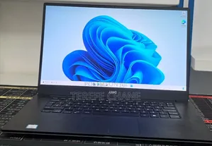 New Laptop Dell XPS 15 16GB Intel Core i5 SSD 512GB