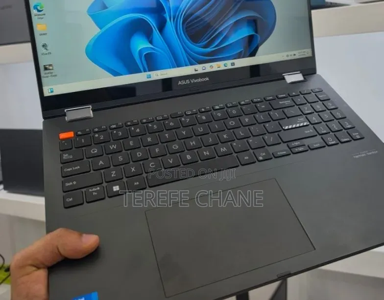 New Laptop Dell XPS 15 16GB Intel Core i5 SSD 512GB