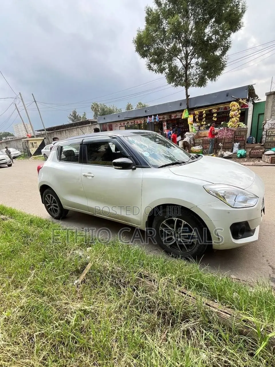 Suzuki Swift 2022 White