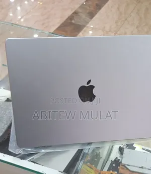 New Laptop Apple MacBook Pro 2021 M1 32GB Apple M1 Pro SSD 1T