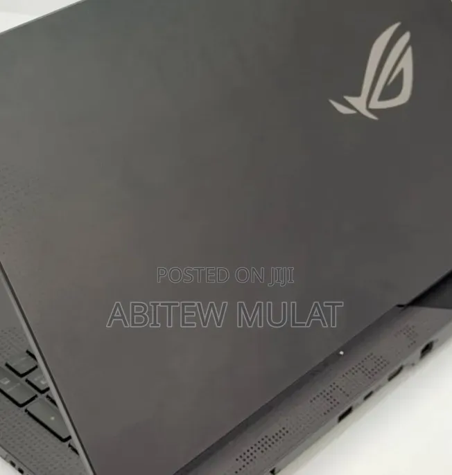 New Laptop Asus ROG Strix G17 16GB AMD Ryzen 9 SSD 1T