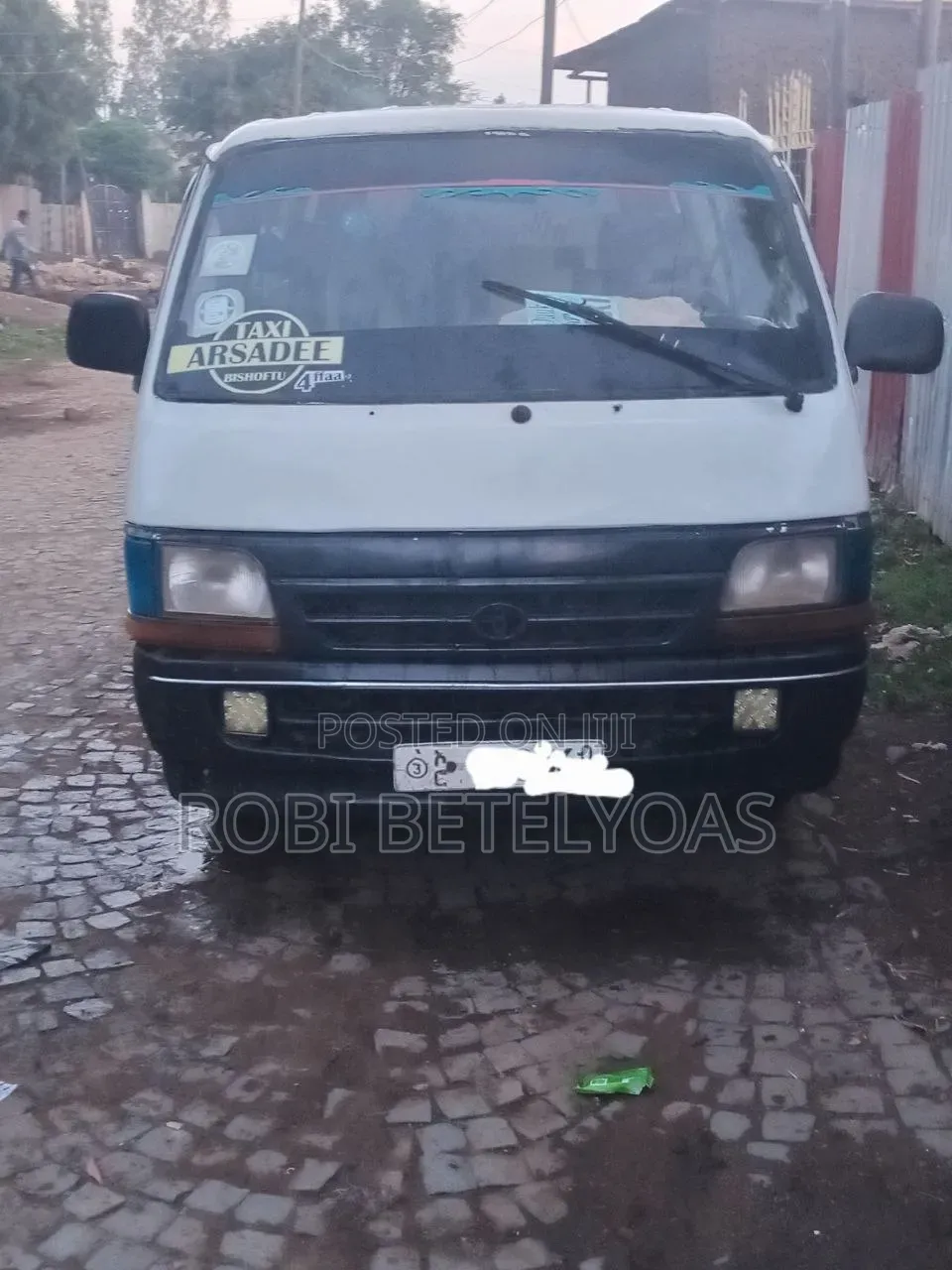 Toyota Toyoace 1998 White