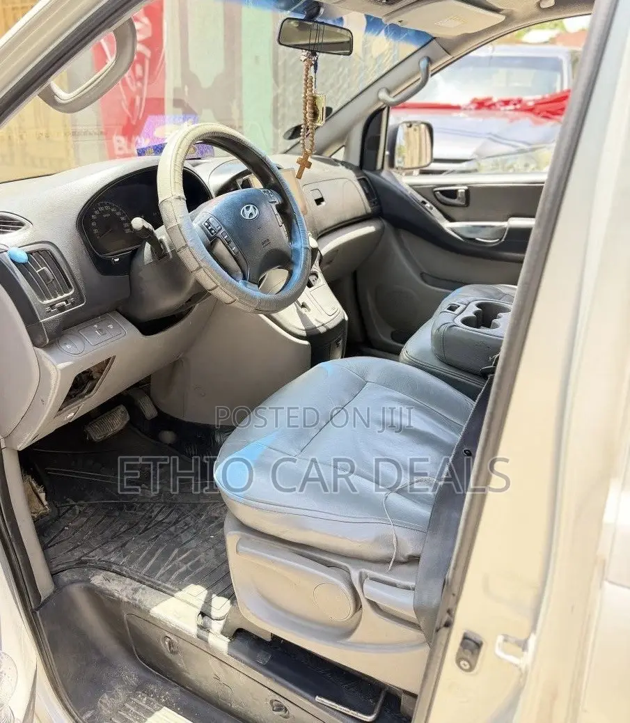 Hyundai Starex 2008 Silver