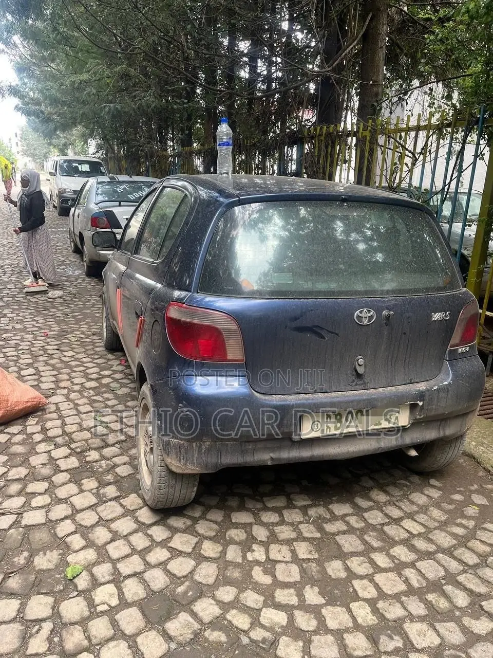 Toyota Vitz 2001 Blue