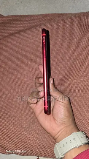 Apple iPhone 11 128 GB Red