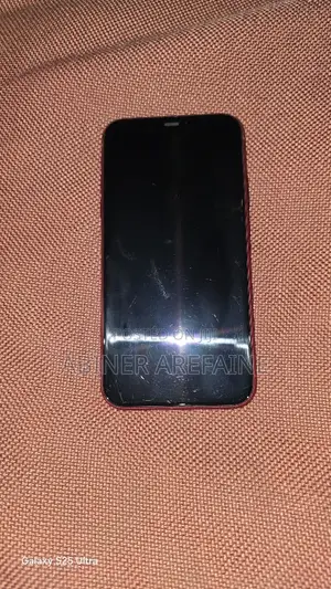 Apple iPhone 11 128 GB Red