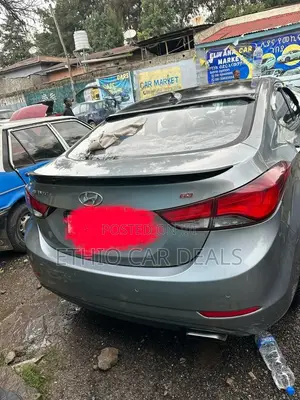 Hyundai Avante 2015 Silver