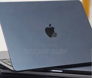 New Laptop Apple MacBook Air 2025 M4 16GB Apple M4 SSD 256GB