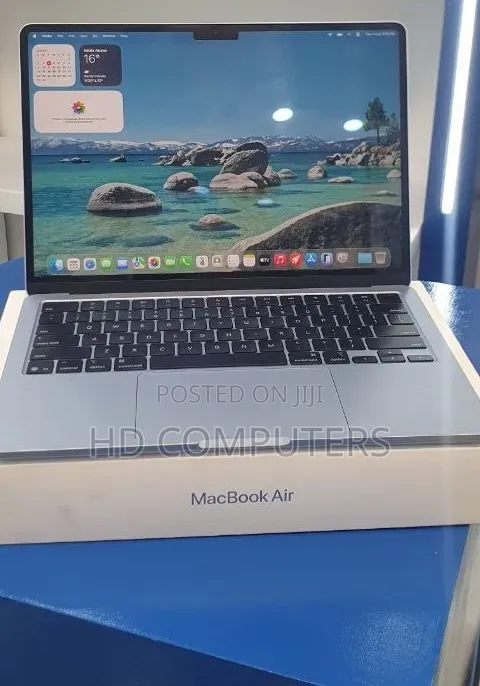 New Laptop Apple MacBook Air 2025 M4 16GB Apple M4 SSD 512GB