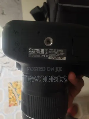 Canon Rebel T7