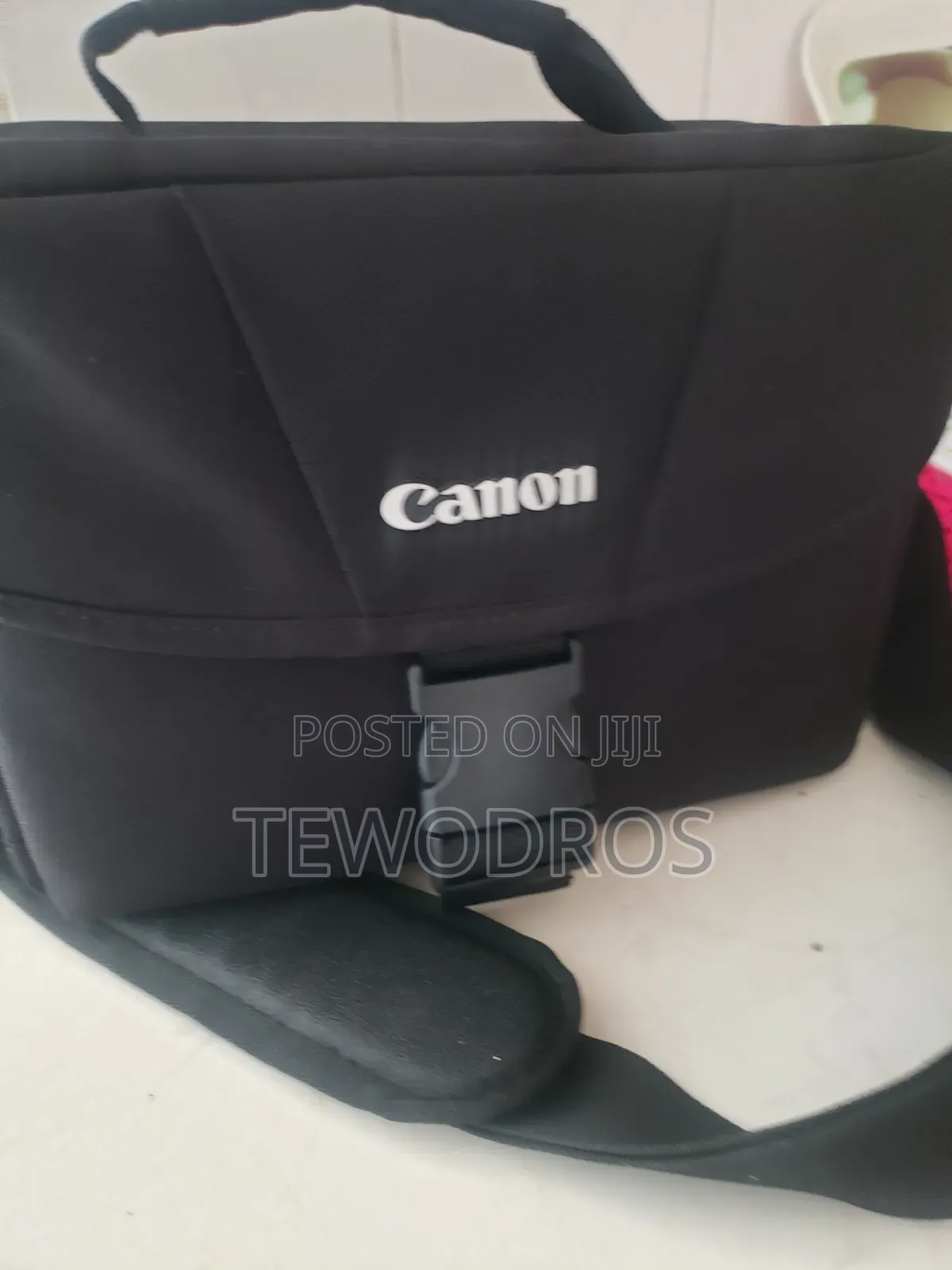 Canon Rebel T7