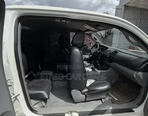 Toyota Tacoma 2005 White