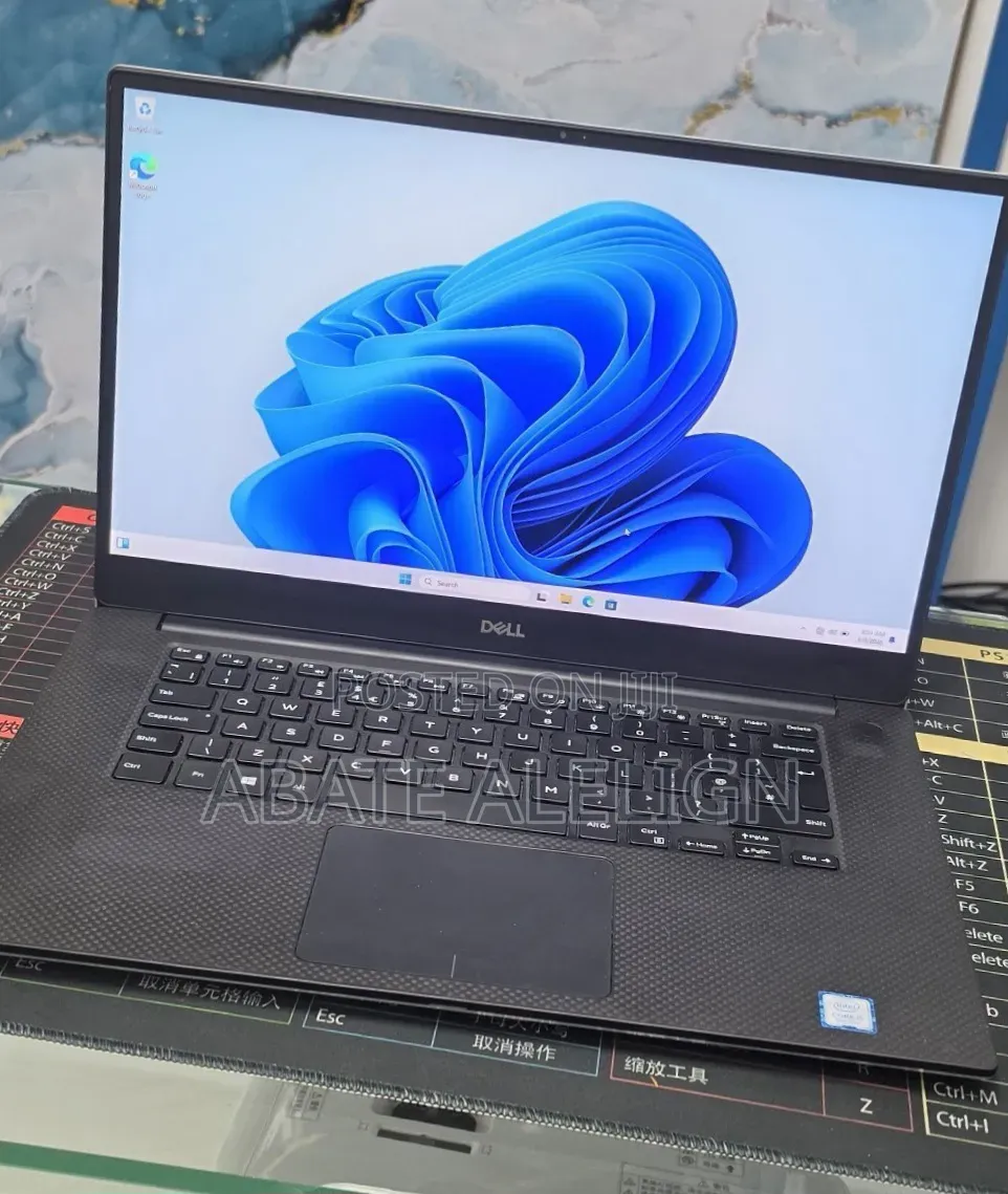 New Laptop Dell XPS 15 16GB Intel Core i5 SSD 512GB