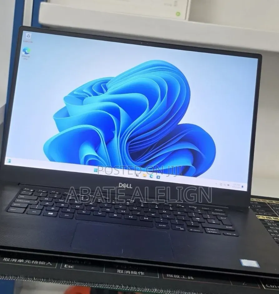 New Laptop Dell XPS 15 16GB Intel Core i5 SSD 512GB