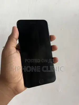 Apple iPhone 7 Plus 32 GB Black