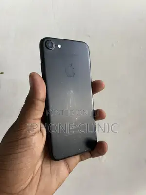 Apple iPhone 7 32 GB Black