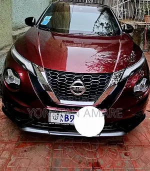 Nissan Juke 2021 Red