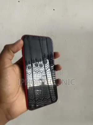 Apple iPhone 11 128 GB Red