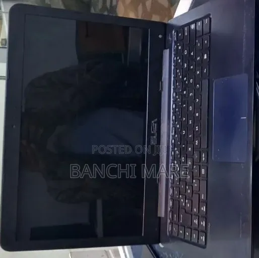 New Laptop Asus E402SA 4GB Intel Core 2 Quad SSD 32GB
