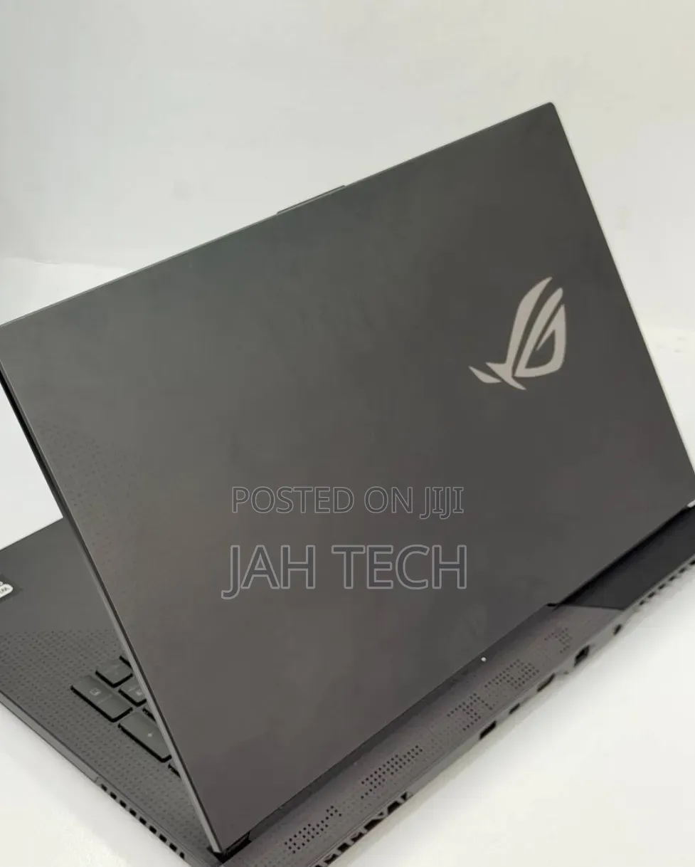 New Laptop Asus ROG Strix G17 16GB AMD Ryzen 9 SSD 512GB