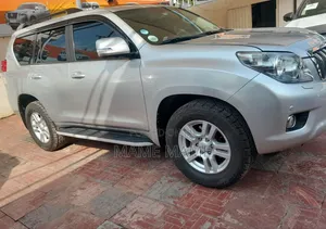 Toyota Land Cruiser Prado 2014 Silver