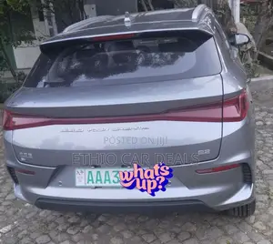 BYD E2 43 kWh 94 hp FWD 2025 Gray