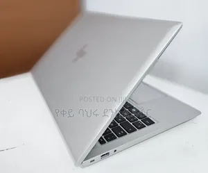 New Laptop HP ZBook Firefly G8 16GB Intel Core i7 SSD 512GB