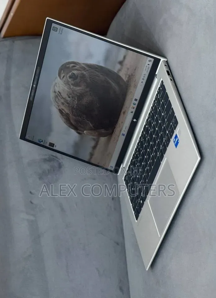 New Laptop HP EliteBook 840 16GB Intel Core i7 SSD 512GB
