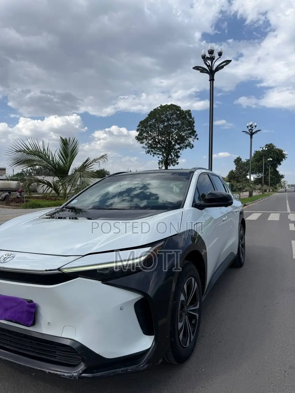 Toyota bZ4X 2022 White