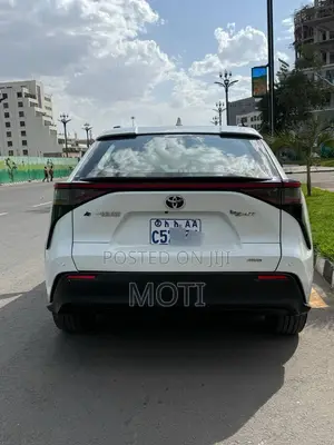 Toyota bZ4X 2022 White