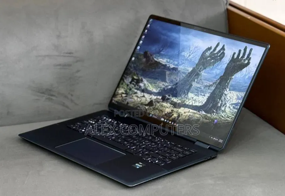 New Laptop HP Spectre X360 15 16GB Intel Core i7 SSD 512GB