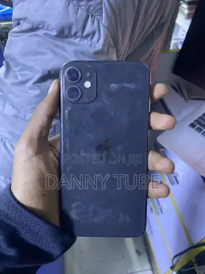 Apple iPhone 11 64 GB Black