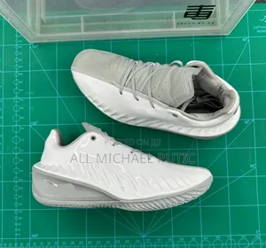 Nike G.T. Cut 4 Sneakers