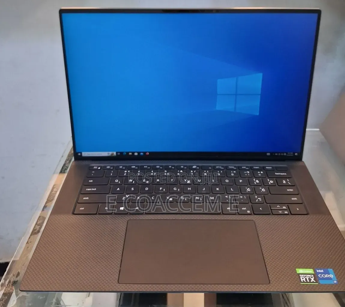 New Laptop Dell 16GB Intel Core i7 SSD 512GB