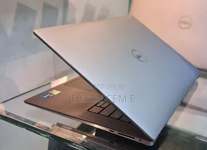 New Laptop Dell 16GB Intel Core i7 SSD 512GB
