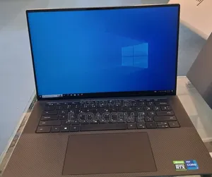 New Laptop Dell 16GB Intel Core i7 SSD 512GB