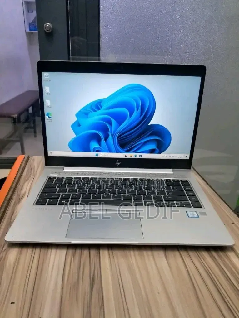New Laptop HP EliteBook 840 8GB Intel Core i7 SSD 512GB